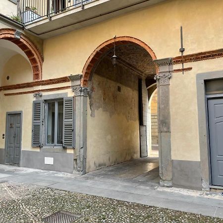 Bramantesco Aparthotel Bergamo Exteriör bild