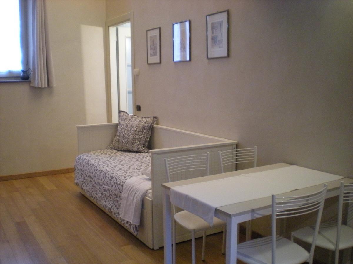 Bramantesco Aparthotel Bergamo Exteriör bild